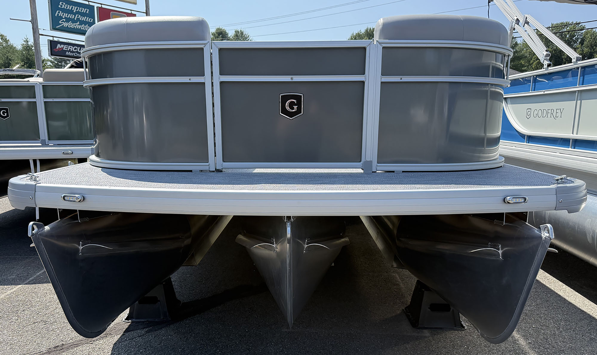 2026 Godfrey EX2286SBX Tripletoon - Charcoal